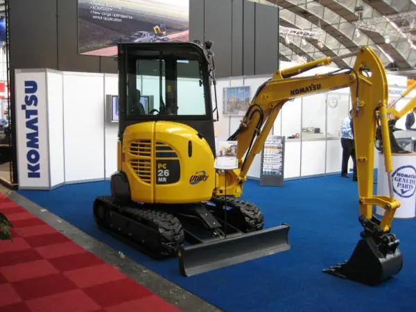 Komatsu PC26MR-3 thumbnail 6