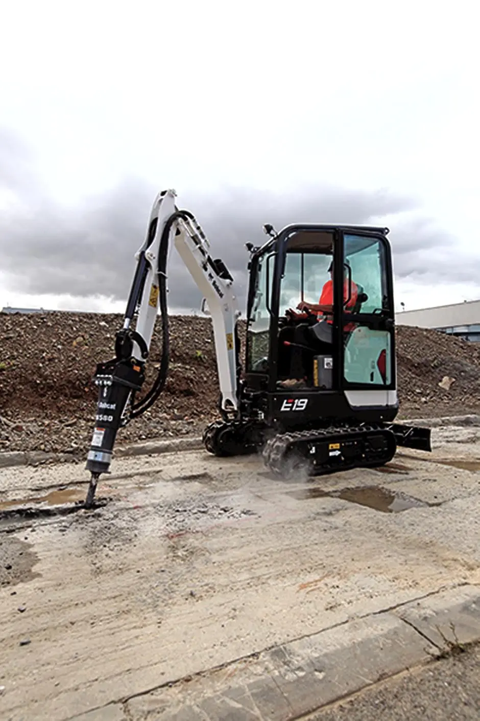 Bobcat E19