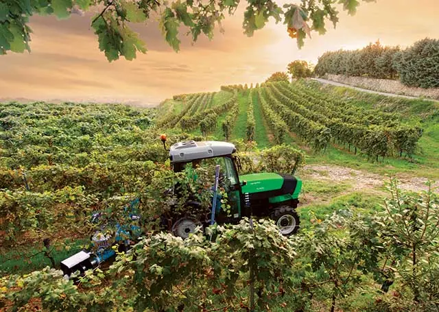 DEUTZ-FAHR Agroplus F 420 thumbnail 3