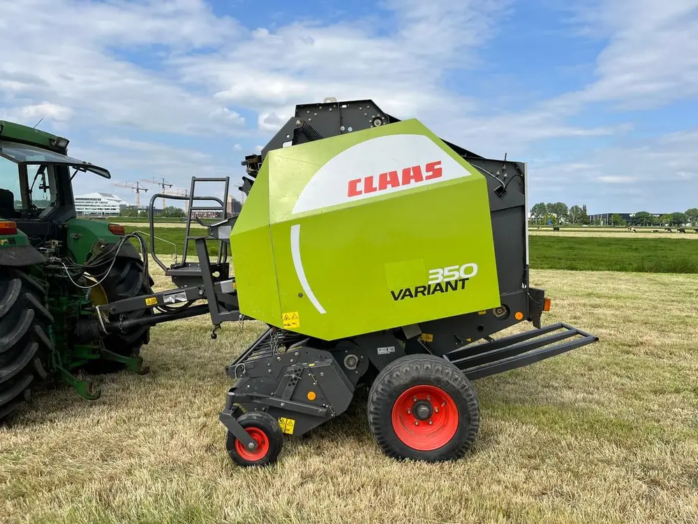 Claas Variant 350 RF