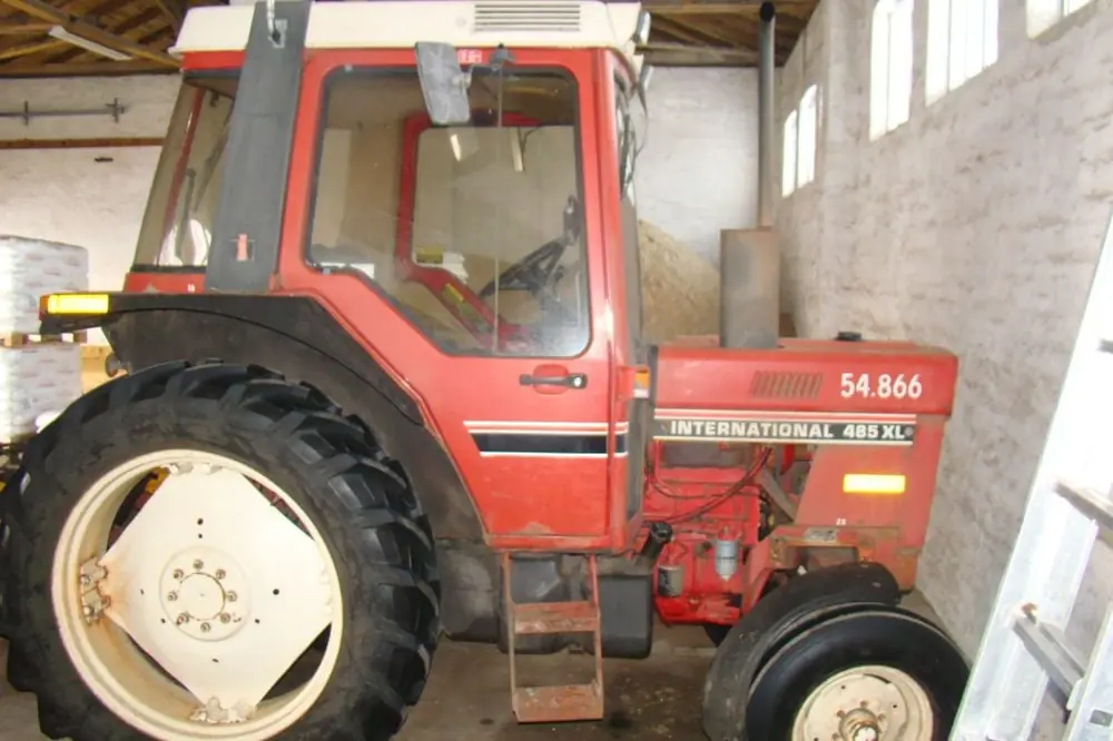 Case IH 485 XL
