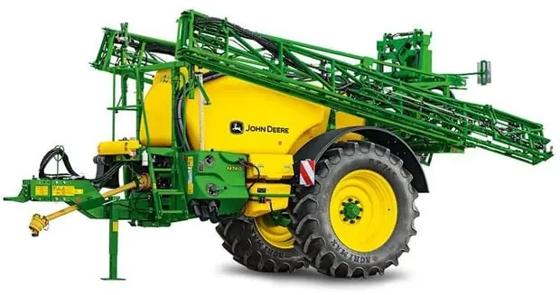 John Deere M740i