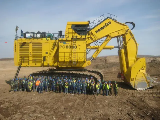 Komatsu PC8000
