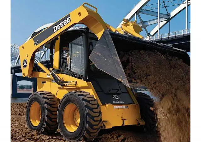 John Deere Construction 332