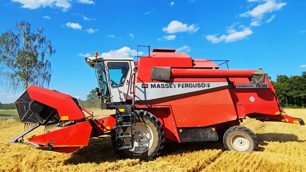 Massey Ferguson MF 7238