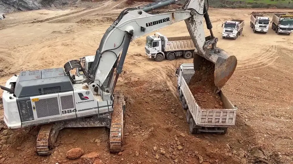 Liebherr 984