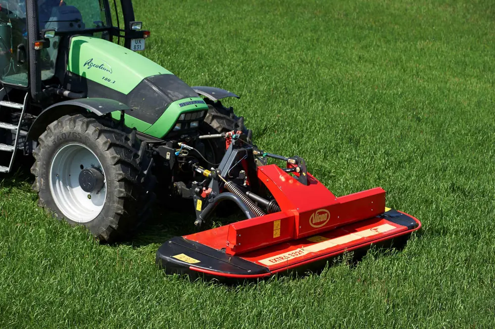 Vicon Extra 332 F KSW