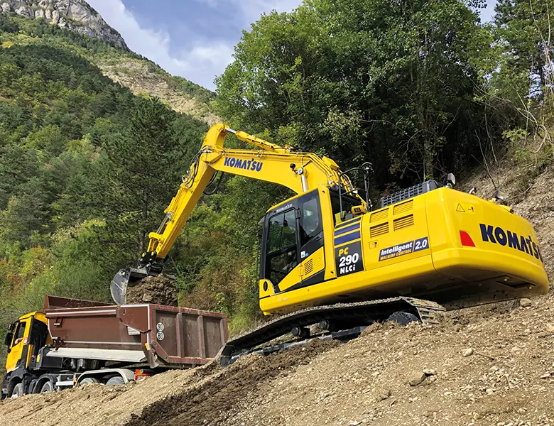 Komatsu PC290LCi-11E0 thumbnail 3