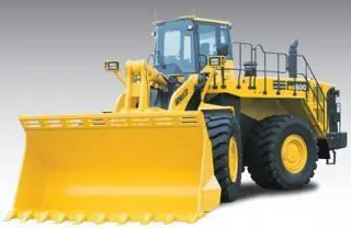 Komatsu WA600-3