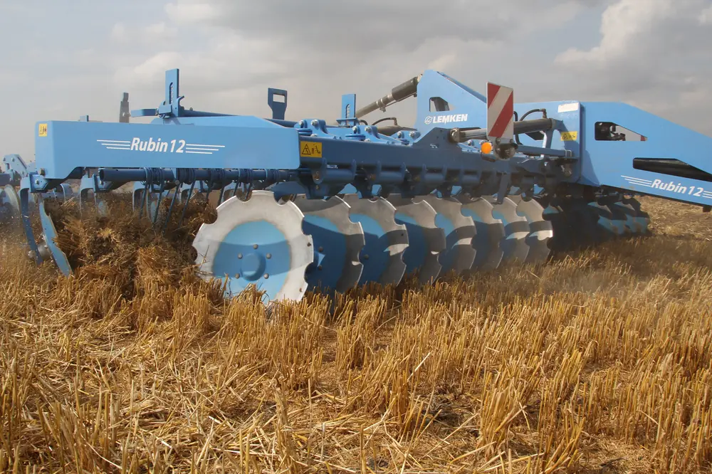Lemken Rubin 12/300 U