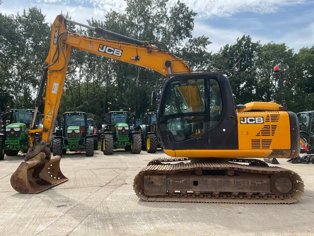 JCB JS 145 L TAB