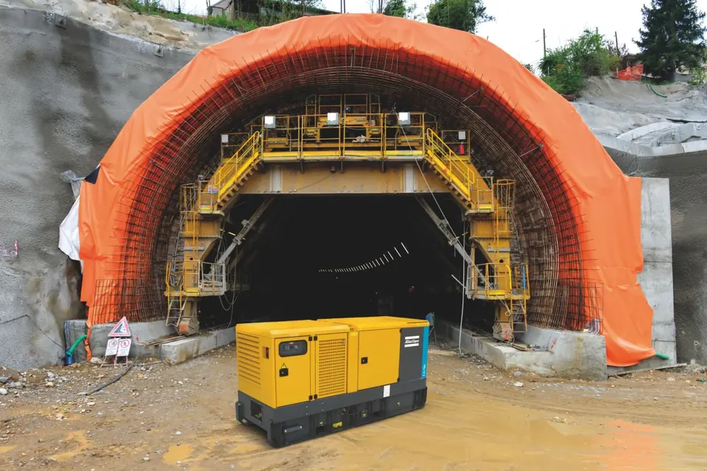 Atlas Copco E-Air T900 thumbnail 2