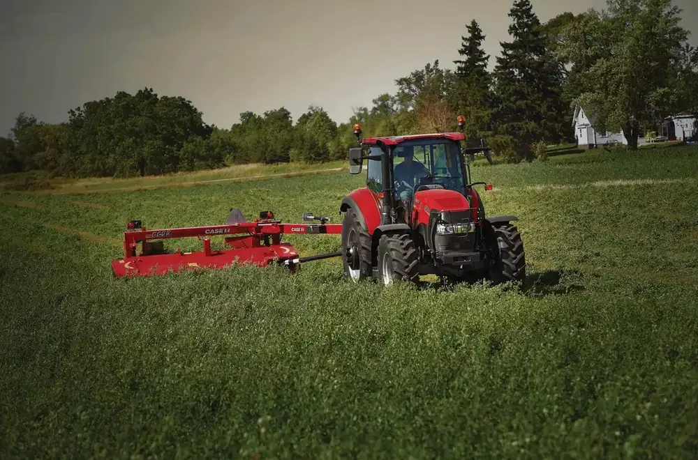 Case IH Farmall 120U