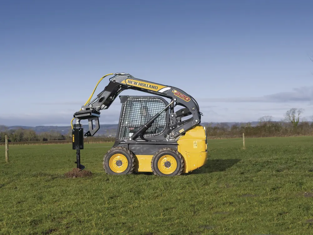 New Holland L220 thumbnail 22