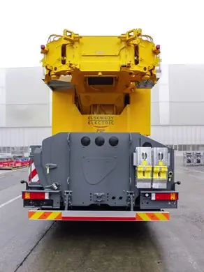 Liebherr LTM 1160-5.2 thumbnail 9