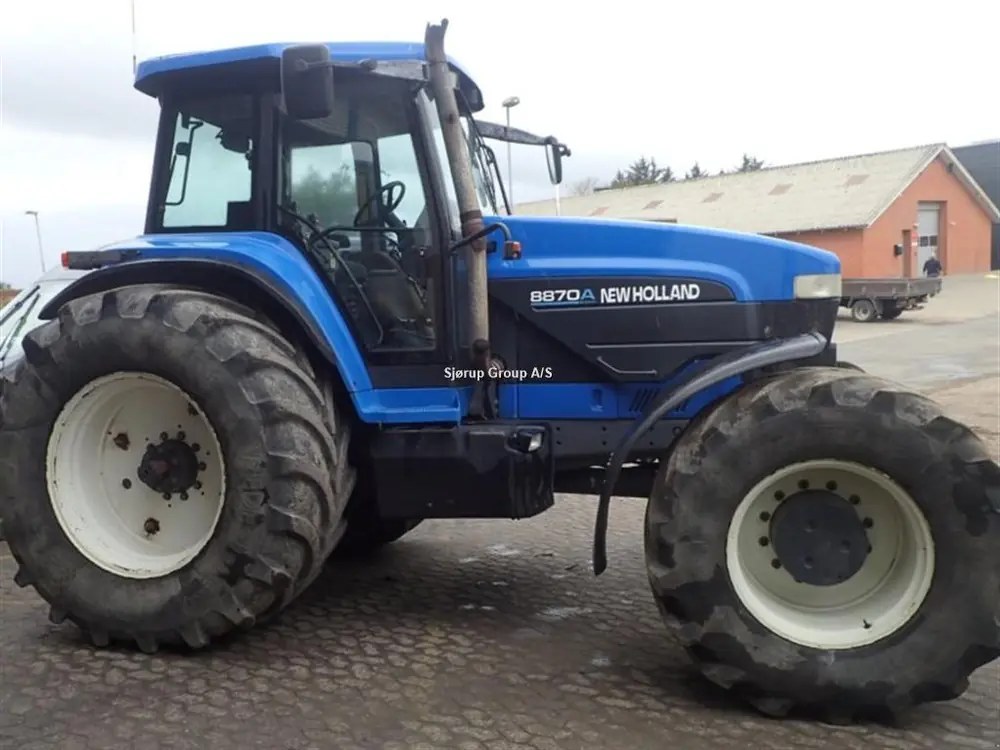 New Holland 8870 (300)