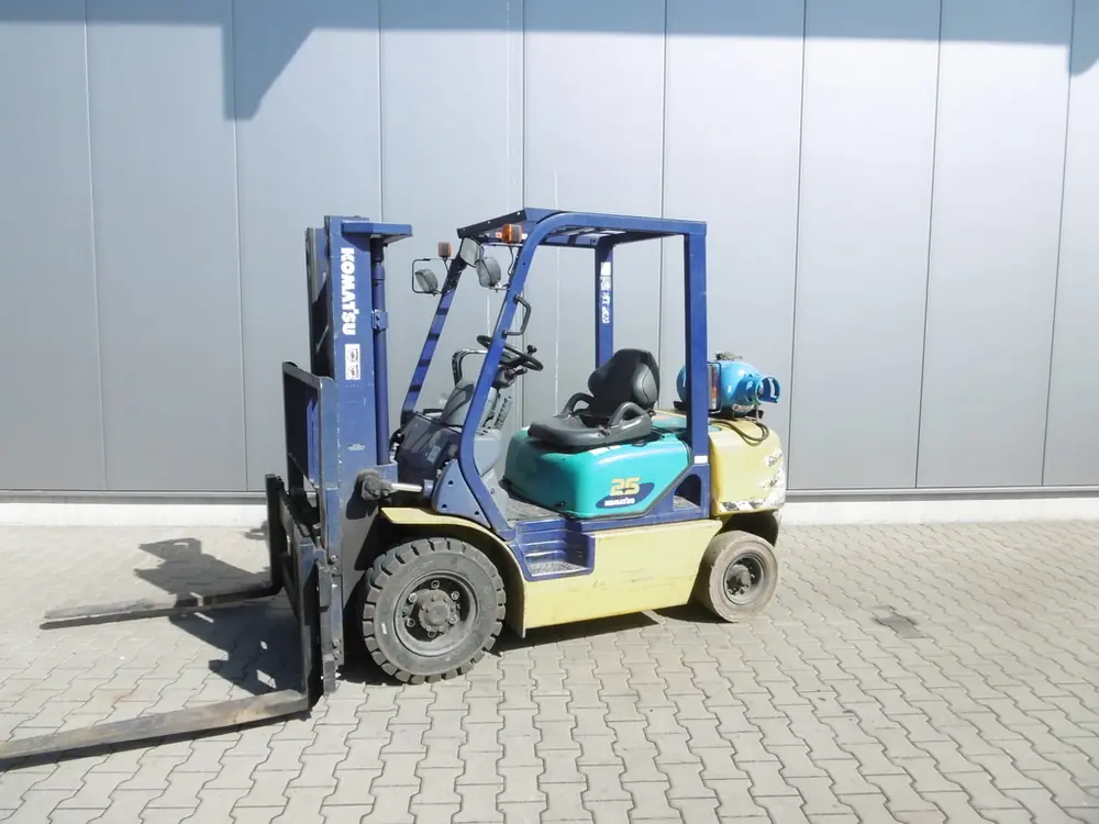 Komatsu FG 25 HT-14
