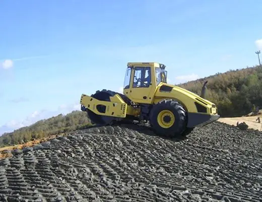 Bomag BW 214 PDH-4