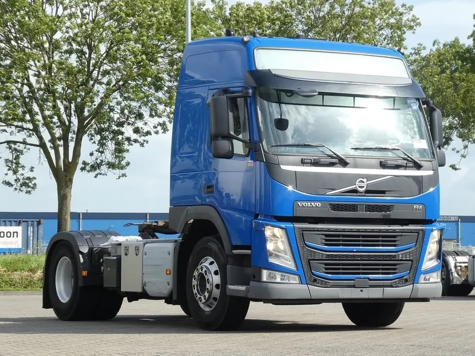 Volvo Trucks FM 410