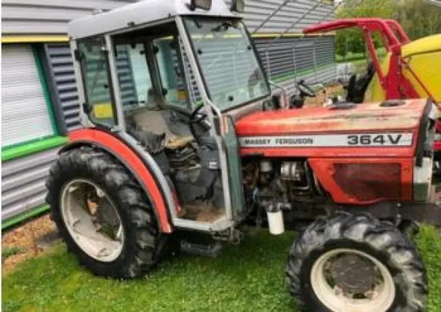 Massey Ferguson MF 364 AV