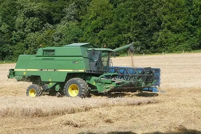 John Deere 2056 HM