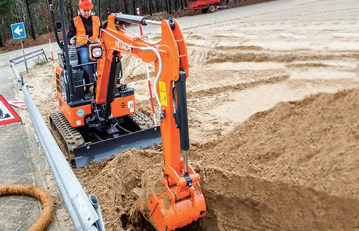 Hitachi ZX19U-5 thumbnail 3