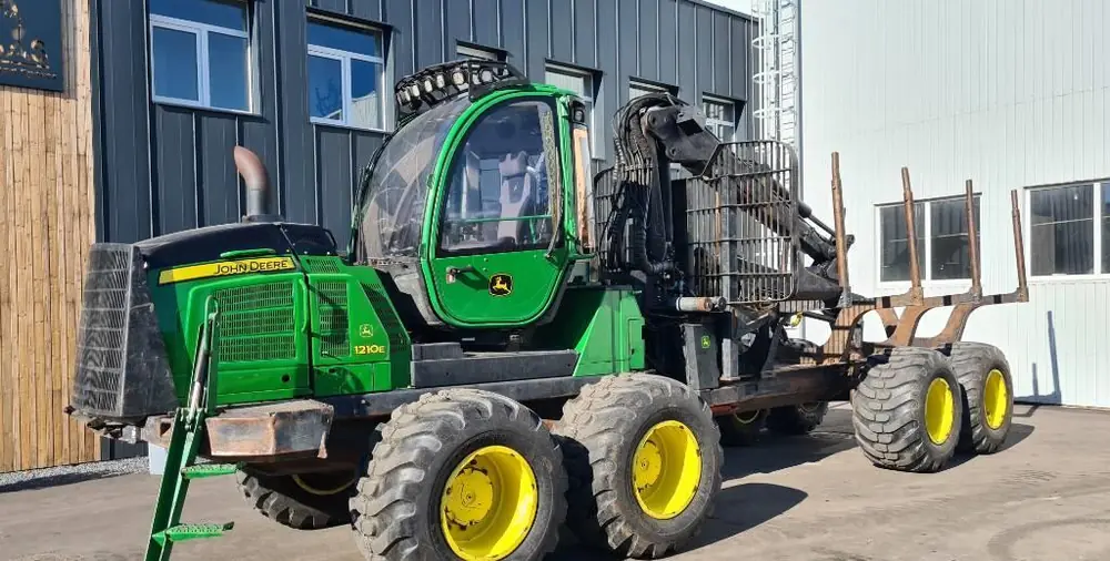 John Deere 1210 E IT4