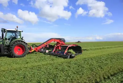 Kuhn Merge Maxx 952 thumbnail 3