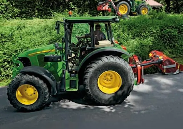 John Deere 3720