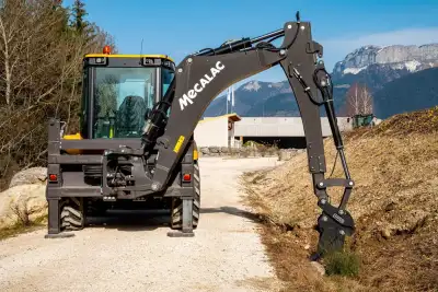 Mecalac TLB990 thumbnail 4