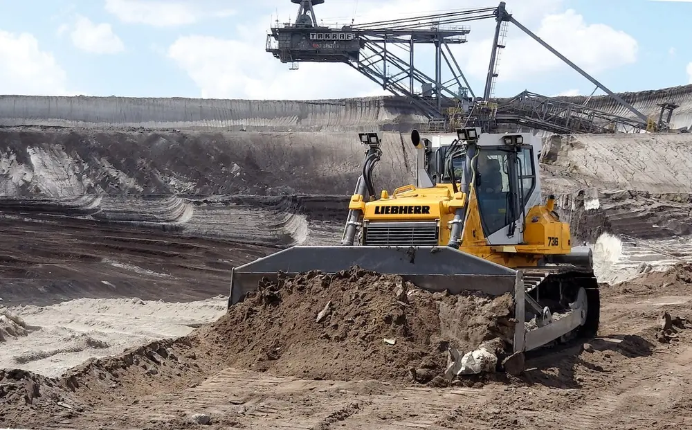 Liebherr PR 736 LGP