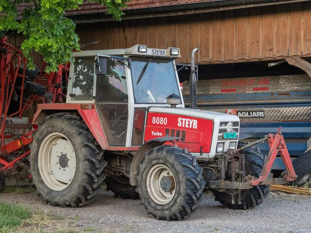Steyr 8080