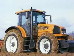 Renault Ares 825 RZ