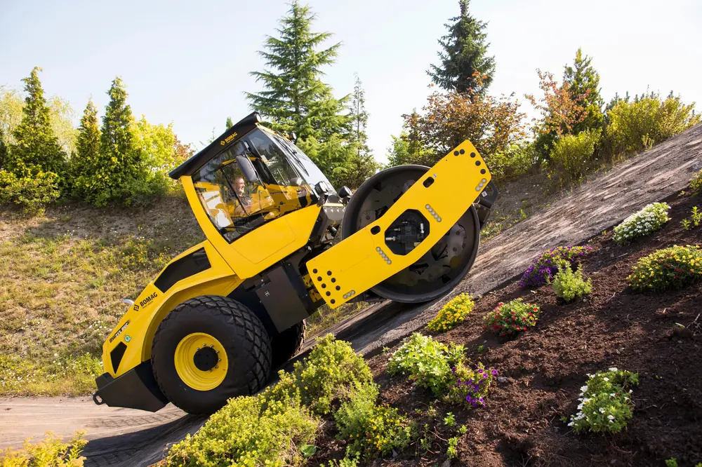 Bomag BW 213 PDHC-4