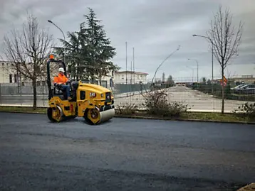 Caterpillar CC2.7 GC thumbnail 2