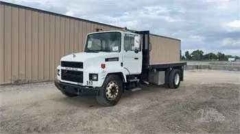 Mack MID-LINER 103" BBC Conventionl CS200 RVI E3-190 4x2