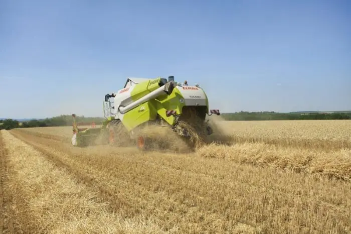 Claas Tucano 450 thumbnail 2