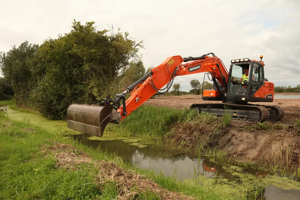 Doosan DX140LC-3 thumbnail 11