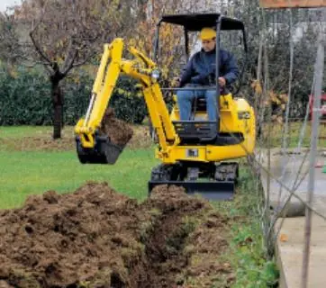 Komatsu PC12R-8HS