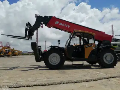 Sany STH1056AIN