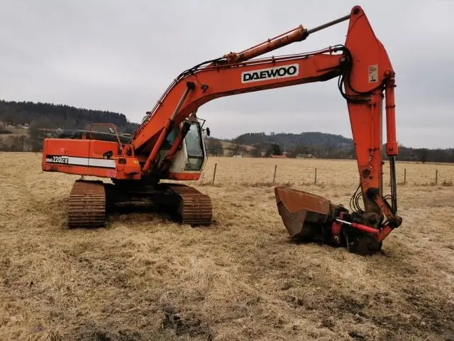 Daewoo SOLAR 220 LC-III