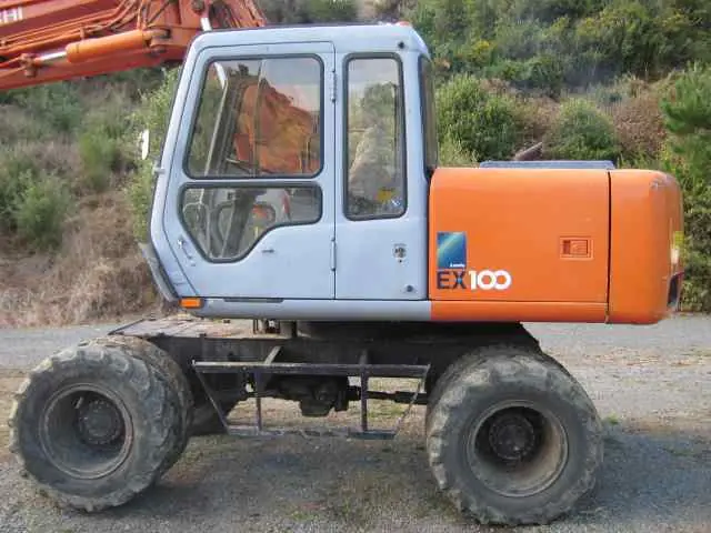 Hitachi EX 100 WD-2