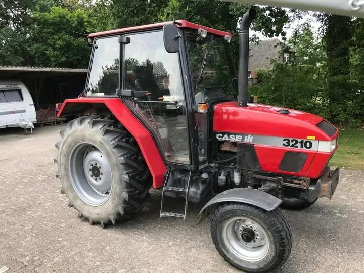 Case IH 3210