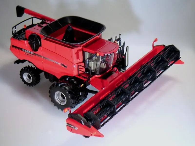 Case IH Axial Flow 7010