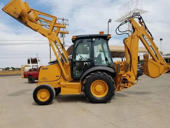 Case 590 Super M II