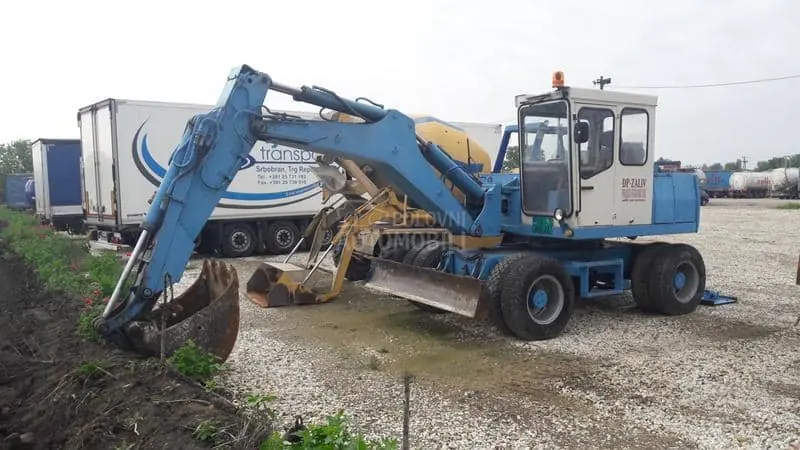 Fuchs 720 M