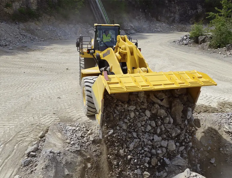 Komatsu WA600-8E0 thumbnail 3