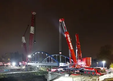 Liebherr LTM 1450-8.1