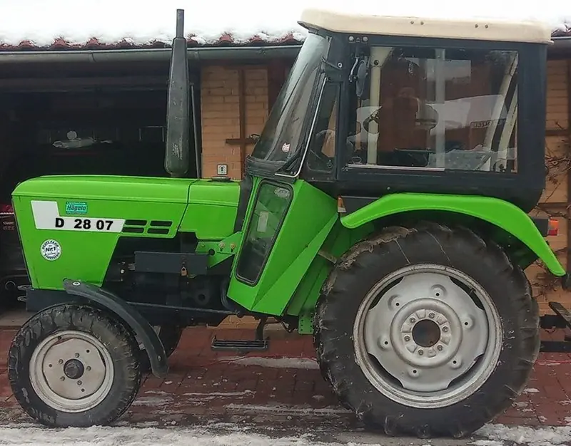 DEUTZ-FAHR D 2807