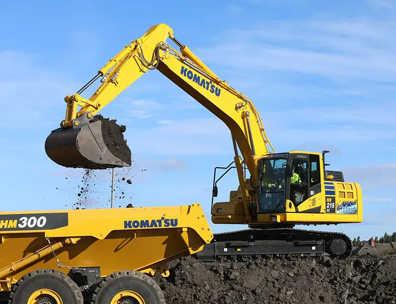 Komatsu HB215LC-3 thumbnail 3